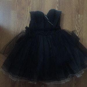 Betsy Johnson strapless tulle dress
